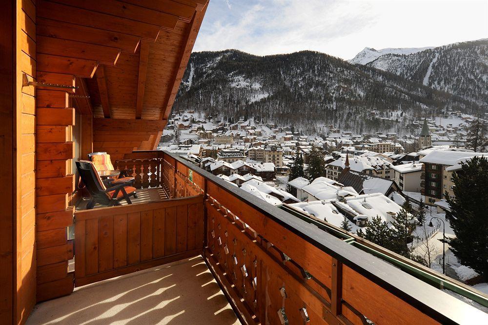 Tschugge Hotel 4*